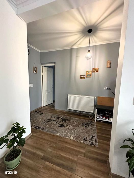 Casa individuala P+1  6camere 717 mp teren zona Aviatiei-Valea Lunga