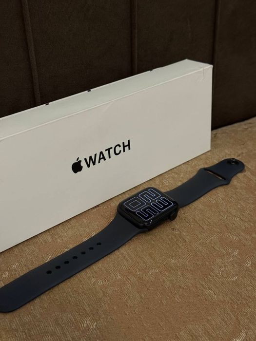 Apple Watch Se 2 Gen Black 40м