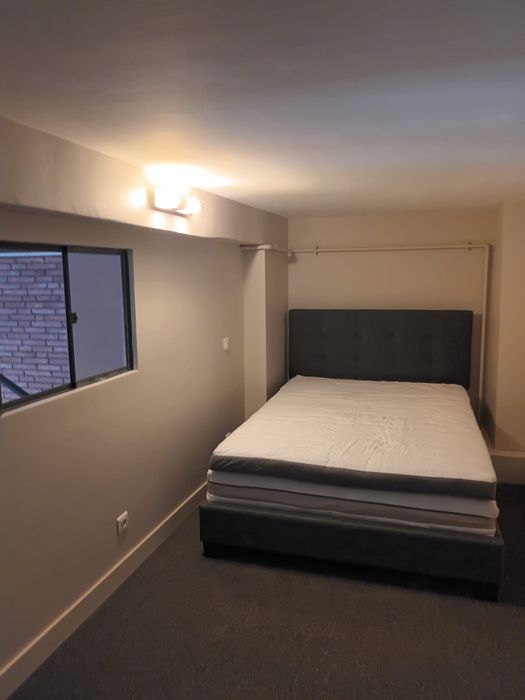 Inchiriez apartament in centru
