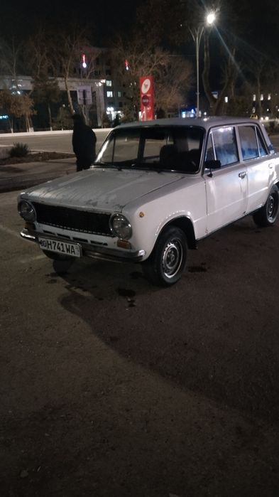 Продается Жигули 2101 74года белого цвета
