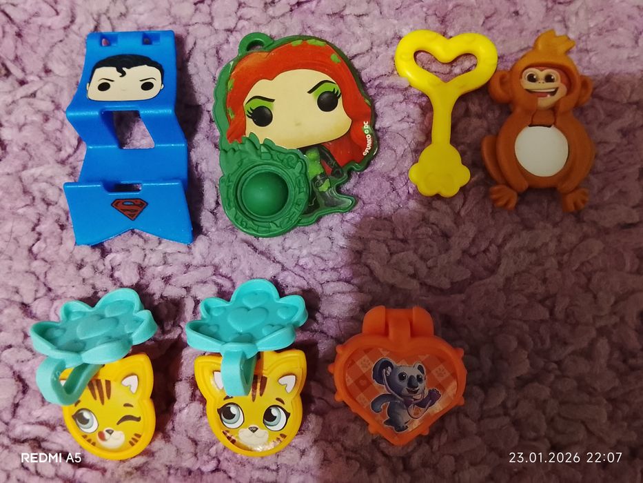 Фигурки из киндера джой