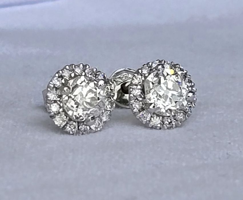 Cercei din aur alb 14k cu diamante naturale 1,10ct.
