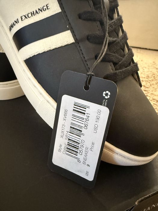 Продам Кросовки Armani Exchange