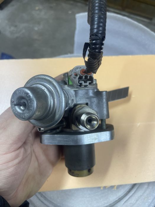 ТНВД Тойота авенсис