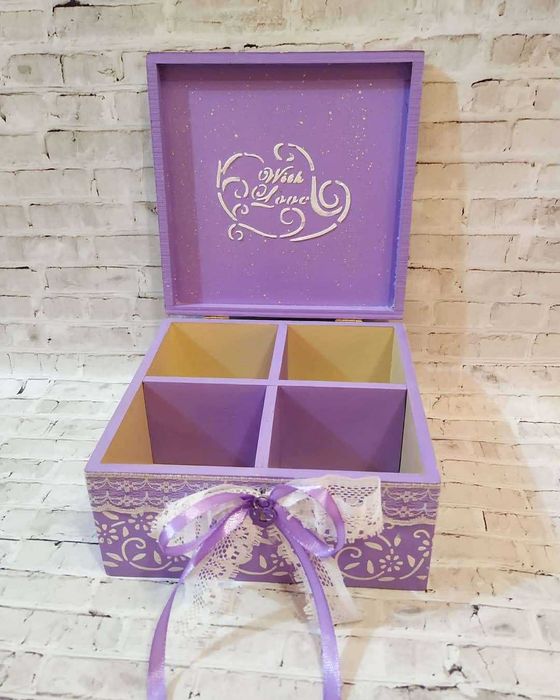 Шкатулка "Весенние ирисы"