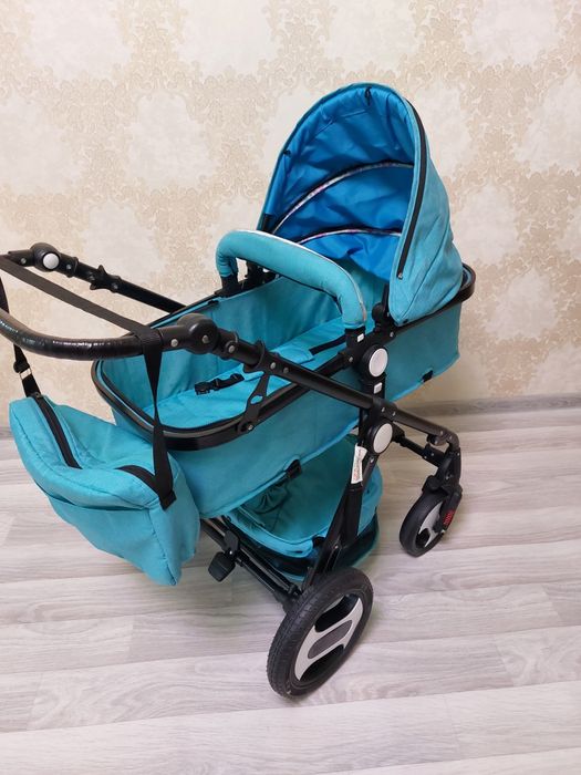 Коляска детская,в очень хорошем состоянии!!!