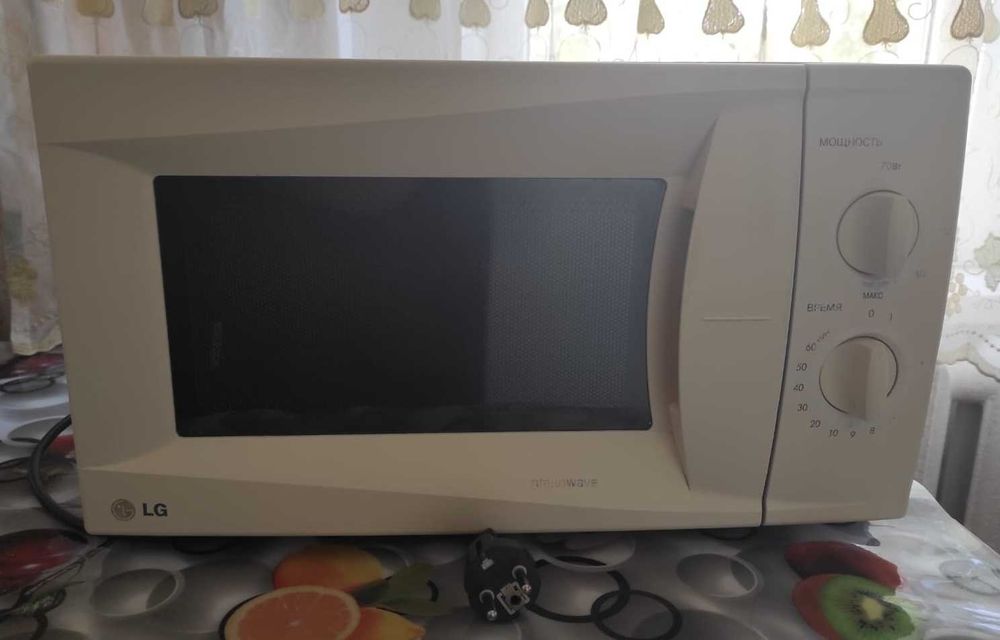 Микроволновая печь LG (СВЧ)