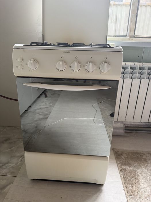 Газовая плита Zanussi