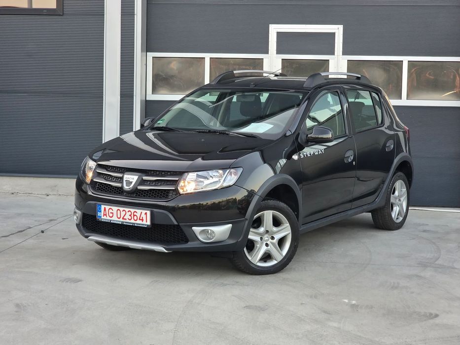 Dacia Sandero Stepway Un dingur proprietar an 2014 Navigatie jante  RAR