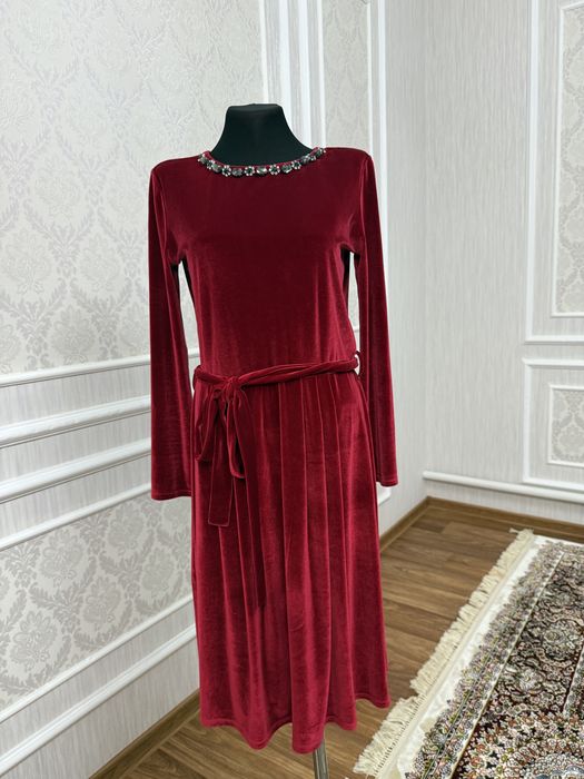 Платье королев велюр