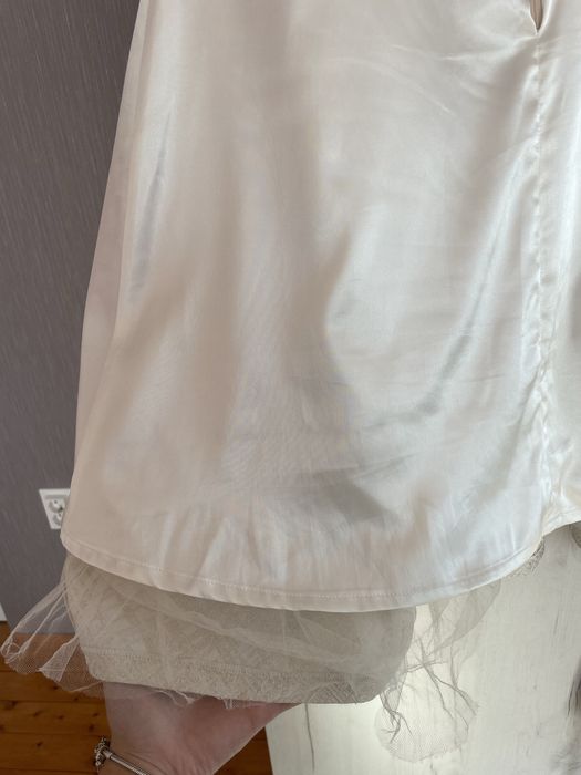 Бежова рокля без забележки