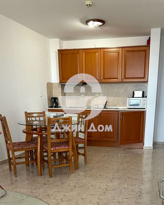 Продава се Двустаен апартамент в Свети Влас - 65 кв.м за 1400 €/кв.м - Снимка #2