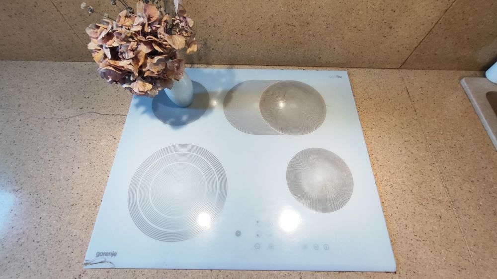 Plita vitroceramica alba Gorenje