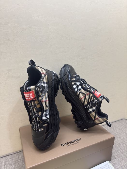 Мъжки обувки  Burberry Arthur НОВИ 42-45