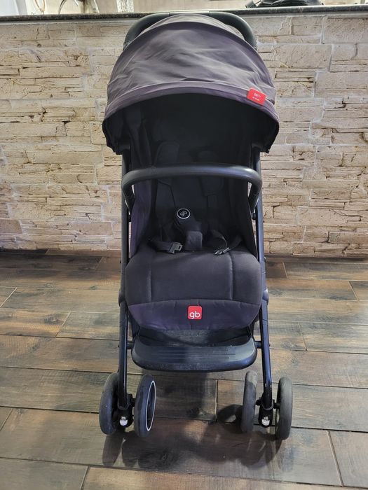 Лятна бебешка количка GB Qbit + AT Velvet Black