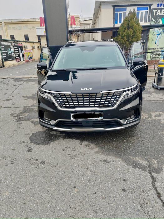 КIA CARNIVAL сотилади йили 2023   пробег 29050км булиб тулашга сотилад