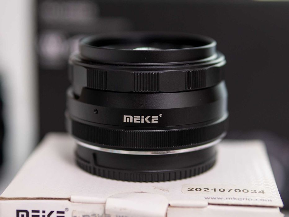 Obiectiv Manual Meke 35mm F1.4 APS-C MFT