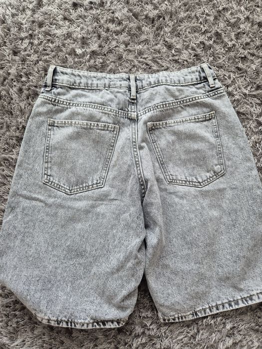 H&M  grey shorts