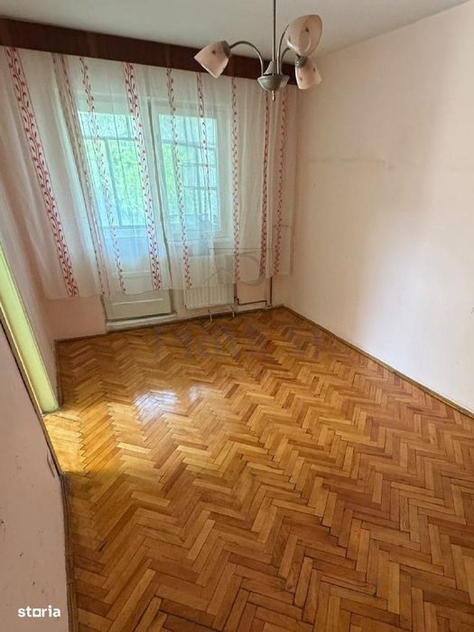 Soarelui - 2 Cam - Bloc Anvelopat - Zona Buna - Acoperis De Tigla
