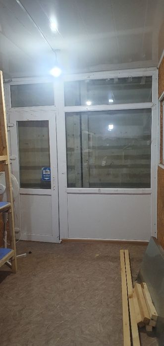 Пластиковая Дверь для морского контейнера