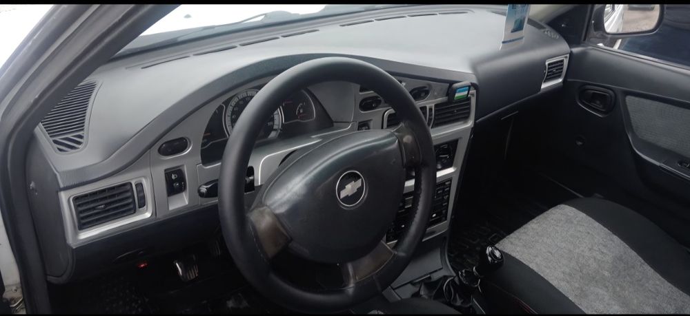 Нексия 2 сотилади.