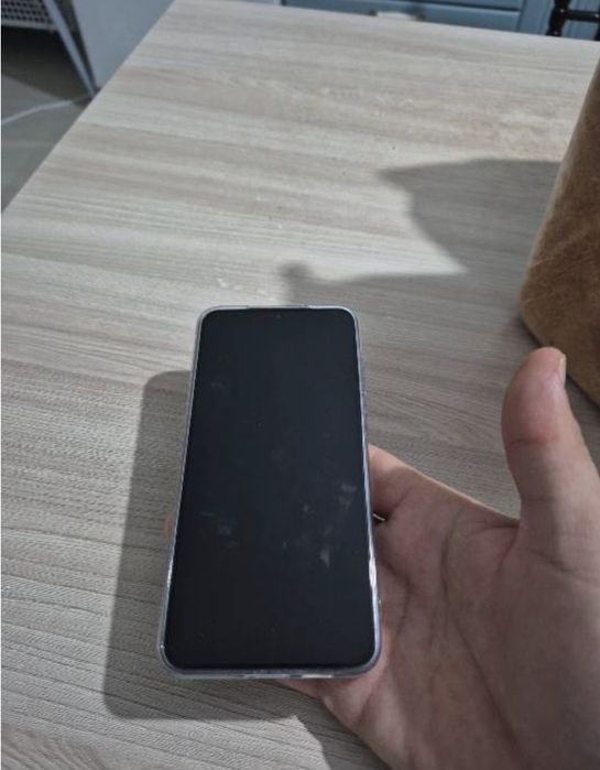 Обмен S24 plus 256 на айфон 15-16 pro