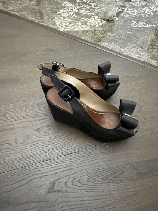 Красивая женская обувь