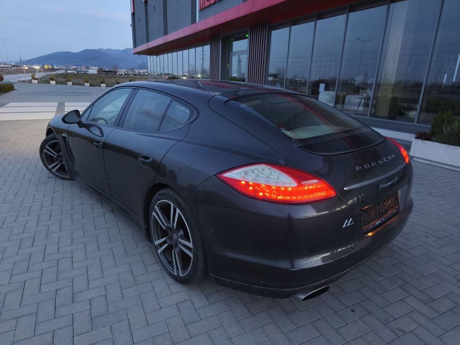 Porsche Panamera 2012г 3.6i 300k.c. НА ЧАСТИ
