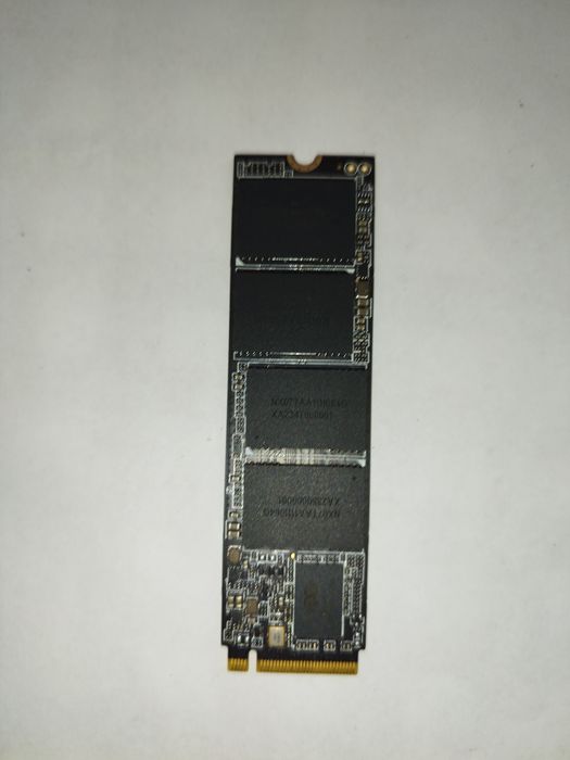 256 GB SSD  NVMe