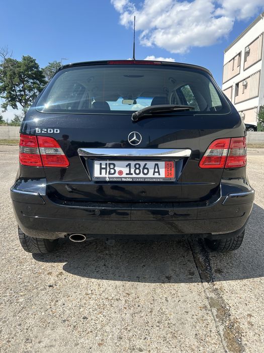 Mercedes-Benz B 200 (W245) – Stare Impecabilă