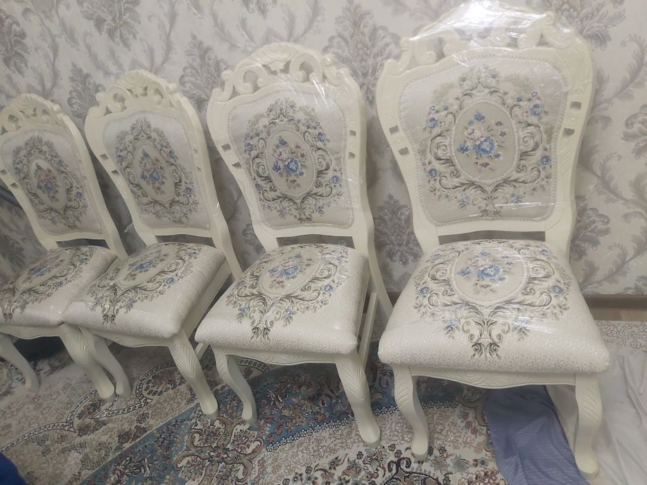 Стол стул рестоврация