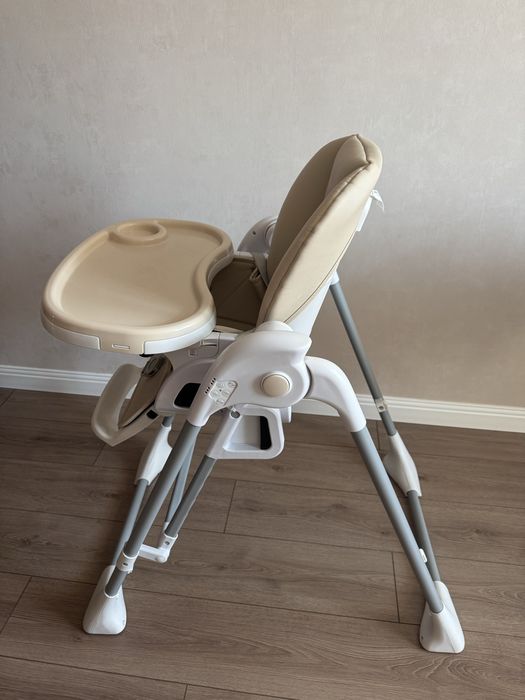 Стульчик для кормления  ILOVI 2в1