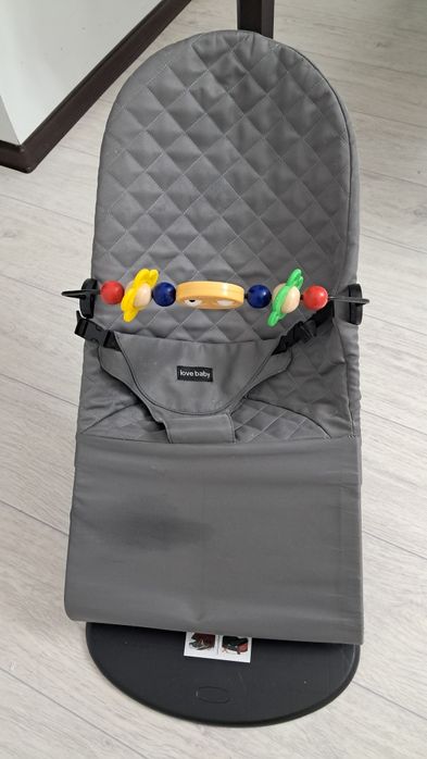 Шезлонг сатылады. Продам шезлонг качелю в отличном состоянии