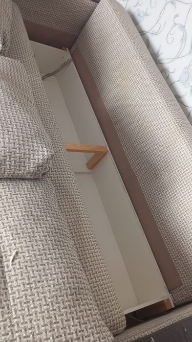 Продам диван за 10.000