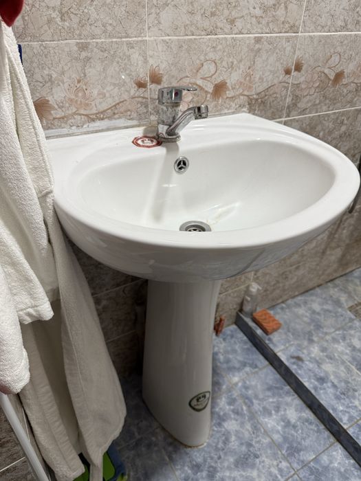 Унитаз и раковина