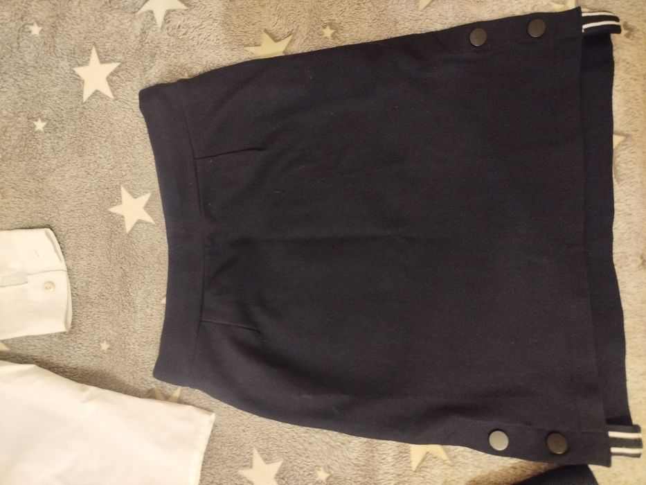 Продам юбки и блузки на девочку 10-13 лет