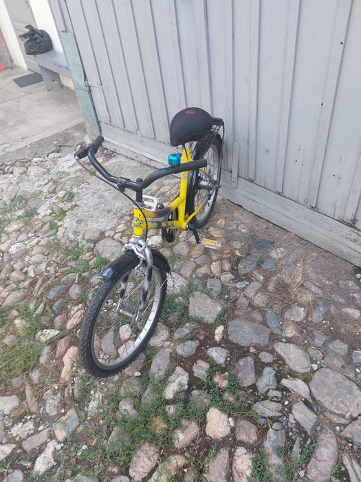 Vând bicicleta de copii