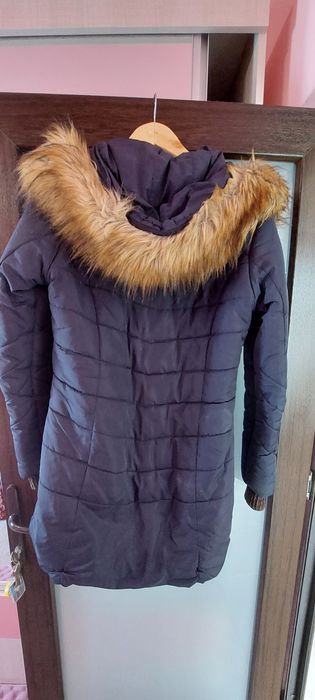 Geacă Zara Xl-se potrivește L