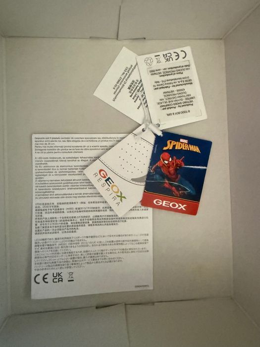 Детски маратонки Geox, 21ви номер