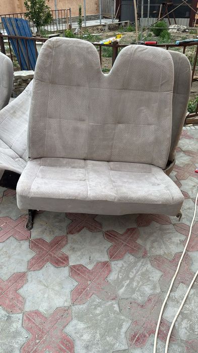 Продам сиденья на автобус тойота коастер