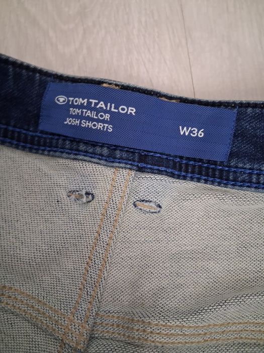 Vand  Pantaloni scurti de Blugi Tom Tailor  Josh Shorts marime W 36  L Barbati