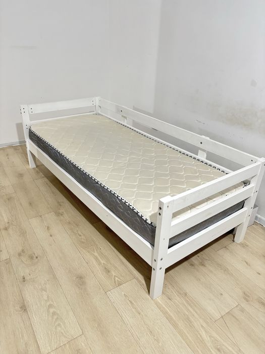 Продам детскую кровать