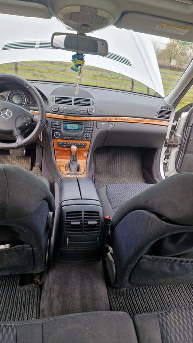 Mercedes e220 2006 elegance