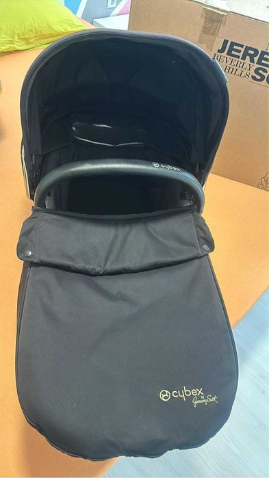 Кош за новородено Cybex priam Jeremy Scott