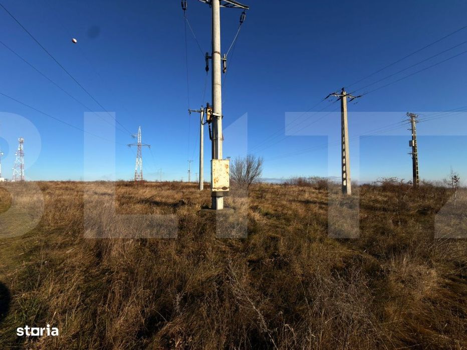 Teren extravilan, 7.000 mp, cu deschidere la drumul principal, Baisa