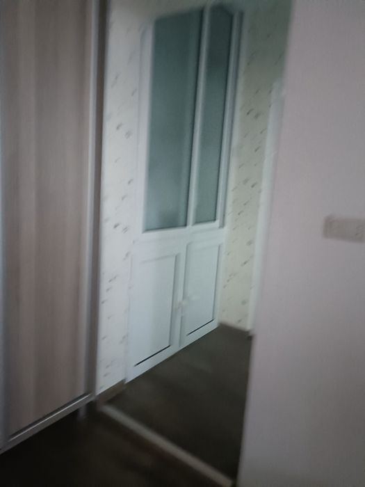 Închiriez apartament. Hipodrom. Bl.F2