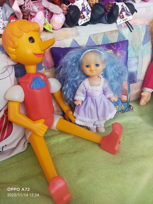 Продам игрушки , куклы .