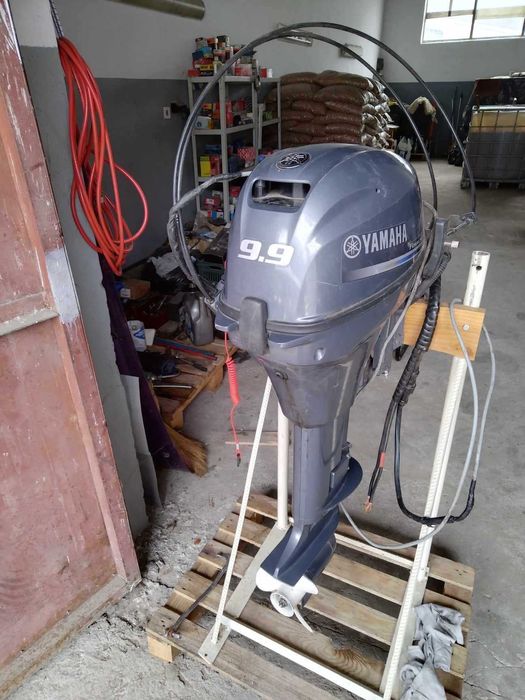 Колесар за лодка и Мотор.Ямаха  9.9 к
