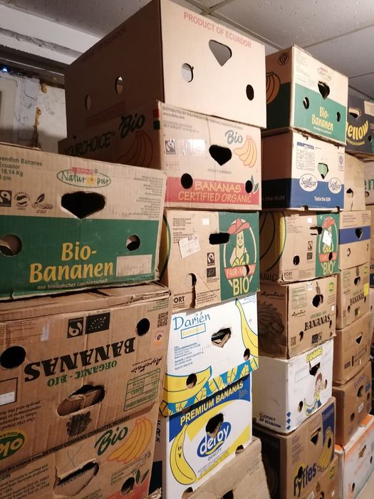 Cutii de  banane