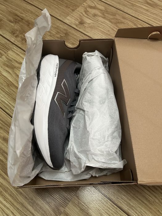 New Balance 520 V9 Extra Wide